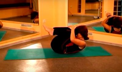 Упражнение "Лодочка" для грудного отдела при межрёберной невралгии
