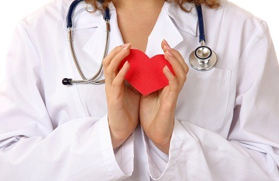Болит спина в области лопаток может из за этого болеть сердце