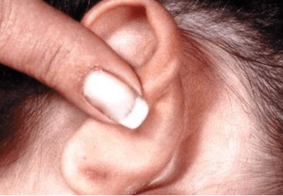 Болит шея голова и область за ушами