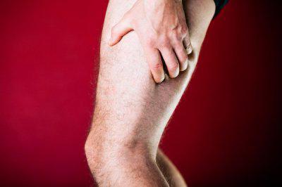 Причины болей в бедре левой ноги